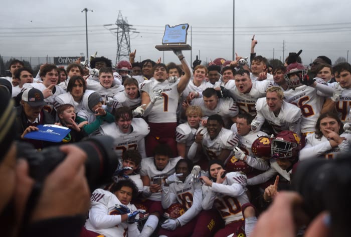 Central-Catholic.Tualatin.6A-football-final.Taylor-Balkom.79